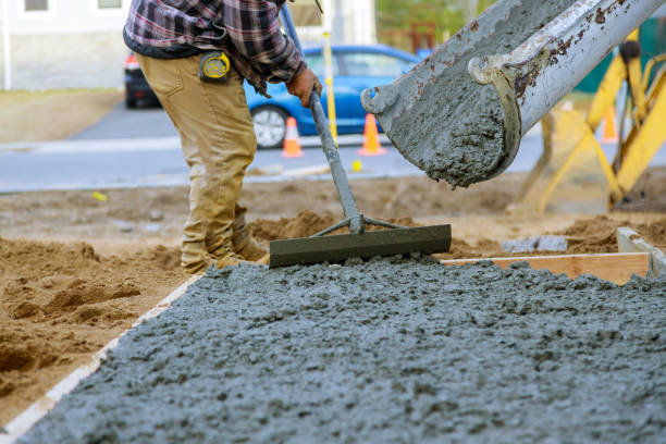 Best Concrete Contractor Near Me  in Batesville, IN